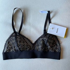 NWT Black Lace Bralette Bra DKNY (fits like XS/S)